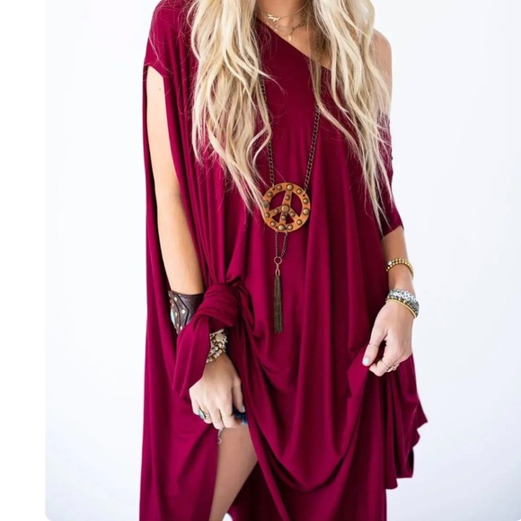 Three Bird Nest Tops - Three Bird Nest Burgundy Wren Tunic NWT